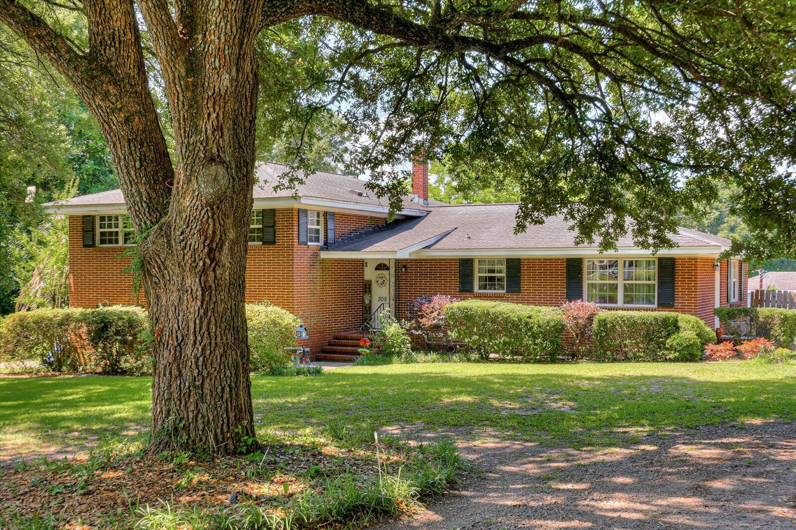 308 5th Street Jackson, SC 29831 - Photo 6 of 70 a front view of house with yard and green space