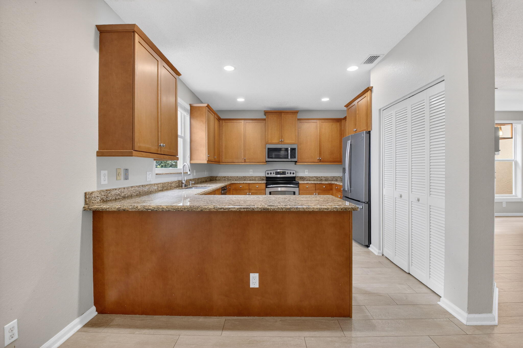 18196 Clear Brook Circle Boca Raton, FL 33498 - Photo 17 of 61 17-web-or-mls-DSC_6369