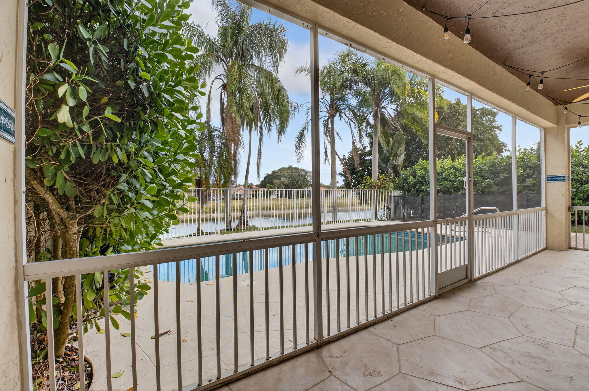 18196 Clear Brook Circle Boca Raton, FL 33498 - Photo 28 of 61 25-web-or-mls-DSC_6408