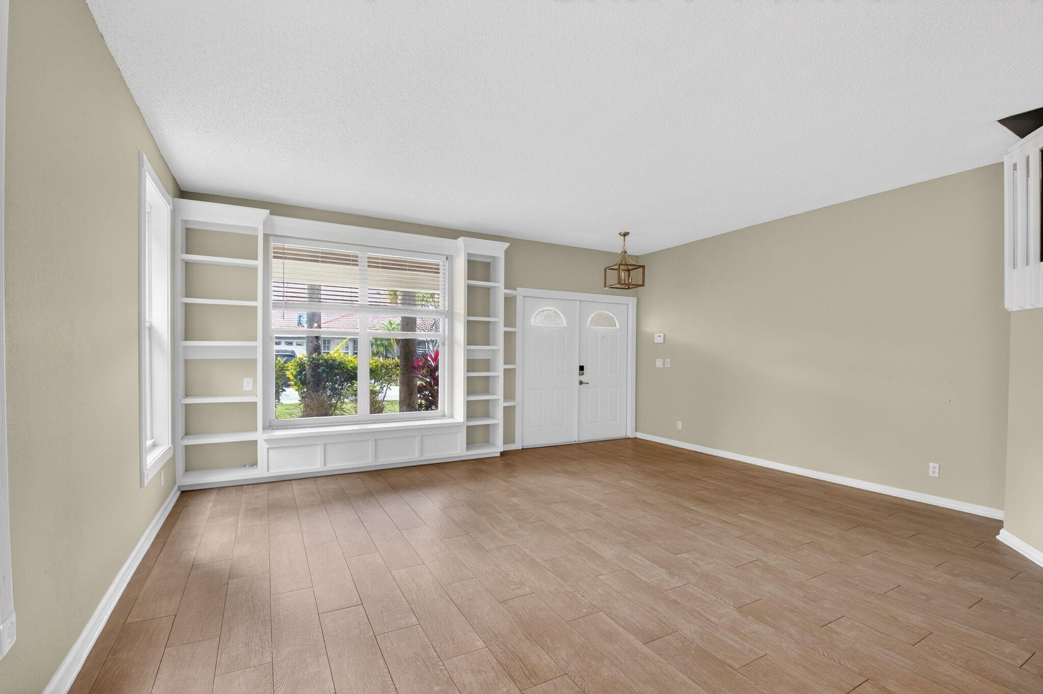 18196 Clear Brook Circle Boca Raton, FL 33498 - Photo 6 of 61 6-web-or-mls-DSC_6313