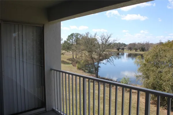 $1,695 | 13929 Fairway Island Drive, Unit 834, Orlando, FL 32837