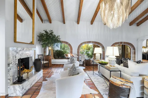 $5,000,000 | 8119 East Foothills Drive, Scottsdale, AZ 85255