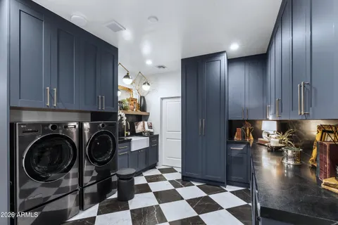 $5,000,000 | 8119 East Foothills Drive, Scottsdale, AZ 85255