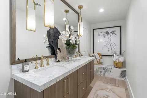 $5,000,000 | 8119 East Foothills Drive, Scottsdale, AZ 85255