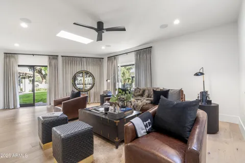 $5,000,000 | 8119 East Foothills Drive, Scottsdale, AZ 85255