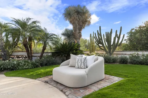 $5,000,000 | 8119 East Foothills Drive, Scottsdale, AZ 85255