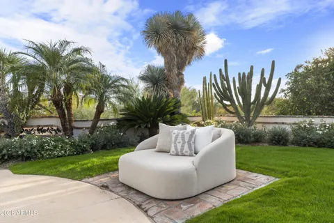 $5,000,000 | 8119 East Foothills Drive, Scottsdale, AZ 85255