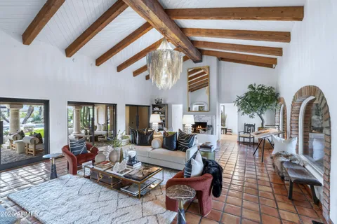 $5,000,000 | 8119 East Foothills Drive, Scottsdale, AZ 85255