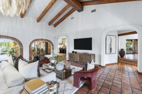 $4,700,000 | 8119 East Foothills Drive, Scottsdale, AZ 85255