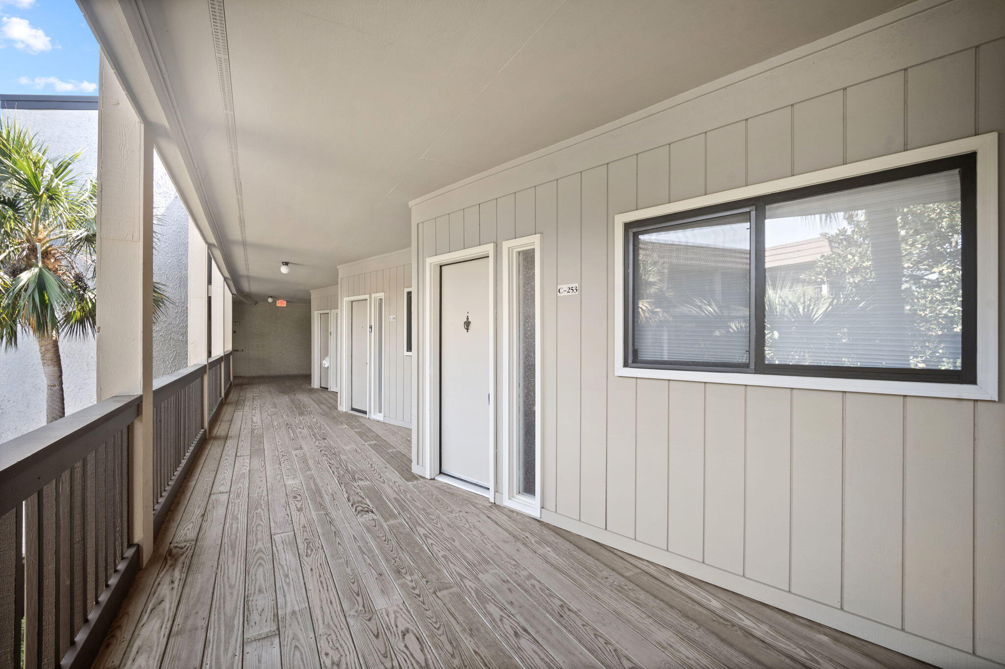 40 Folly Field Road, Unit C253 Hilton Head Island, SC 29928 - Photo 5 of 26 30-web-or-mls-DSC00988