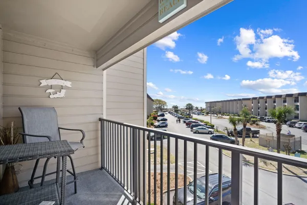 $350,000 | 40 Folly Field Road, Unit C253, Hilton Head Island, SC 29928