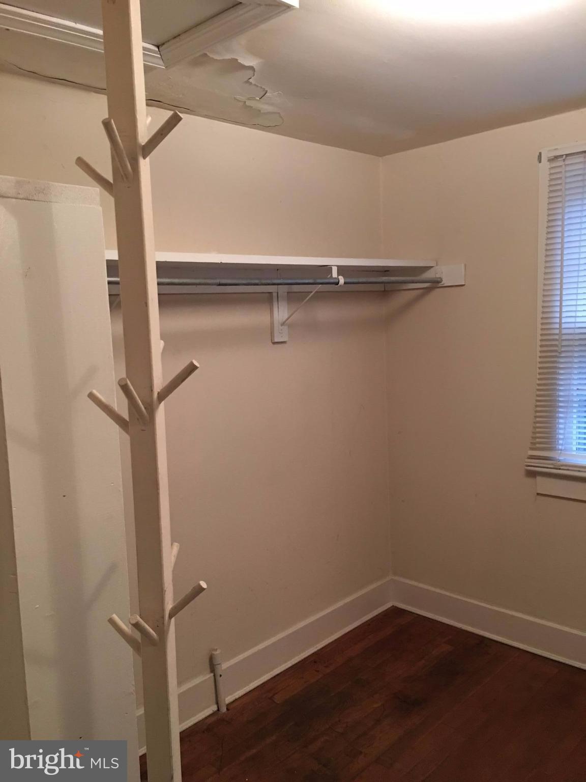 146 Frazier Road Warrenton, VA 20186 - Photo 13 of 21 Bedroom (Master) Closet