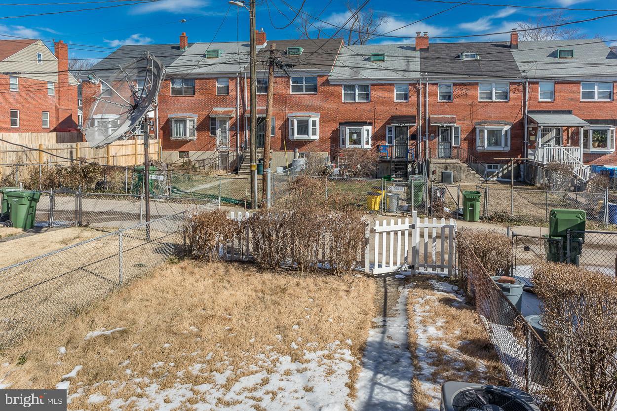 1910 Northbourne Road Baltimore, MD 21239 - Photo 36 of 37