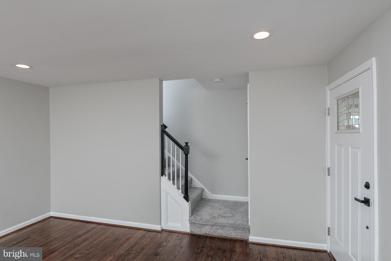 1910 Northbourne Road Baltimore, MD 21239 - Photo 5 of 37
