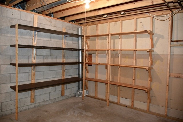 3811 Manchester Road Traverse City, MI 49686 - Photo 21 of 37 1843132-21.JPG