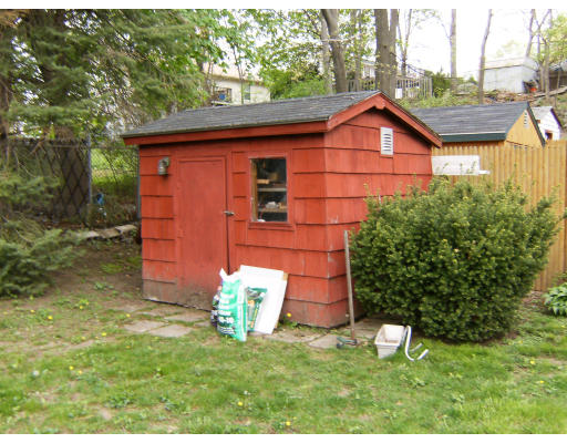 142 Fern Road Medford, MA 02155 - Photo 3 of 20 Gallery Image 3