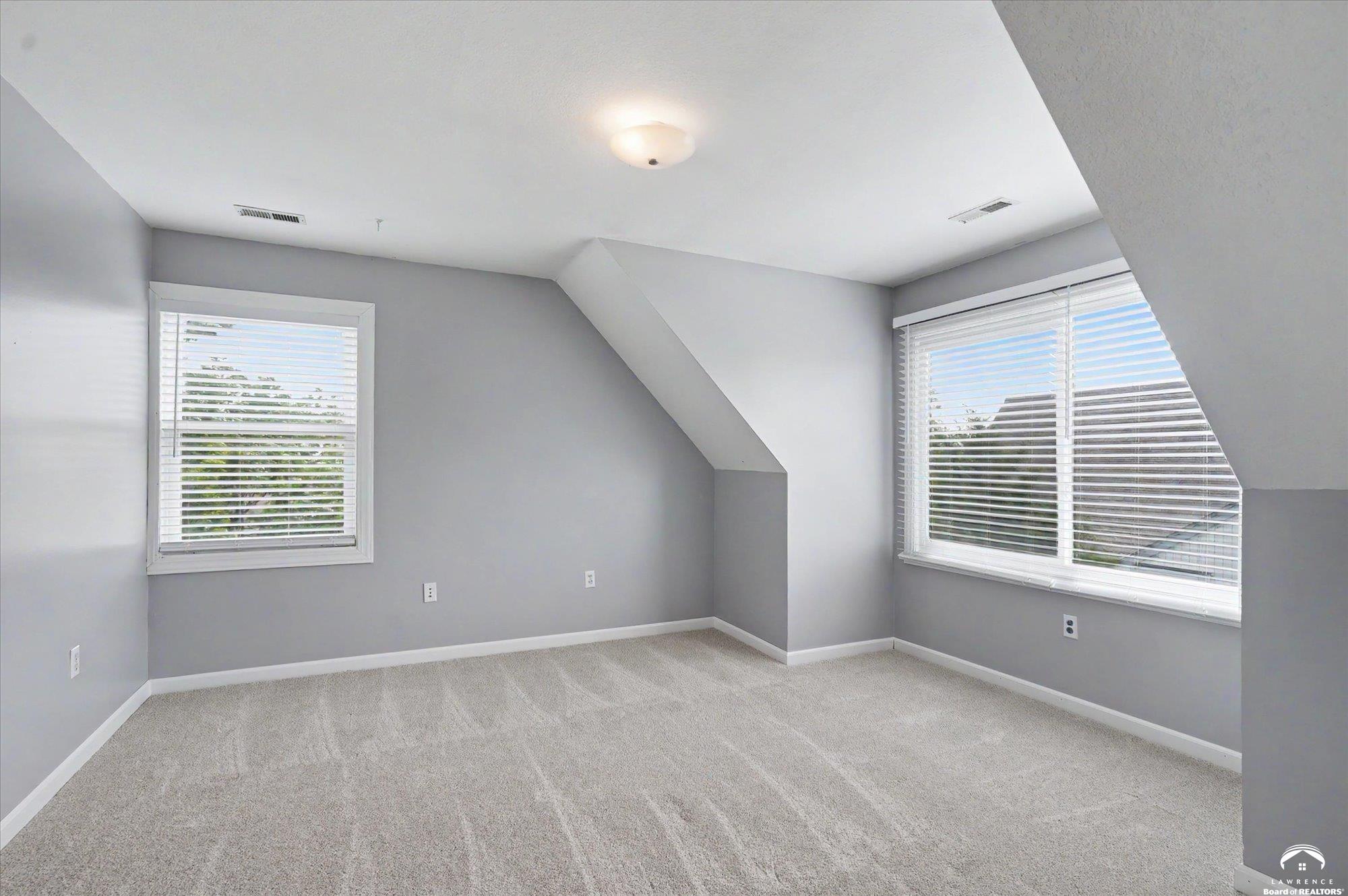 4805 Tempe Street Lawrence, KS 66047 - Photo 26 of 48