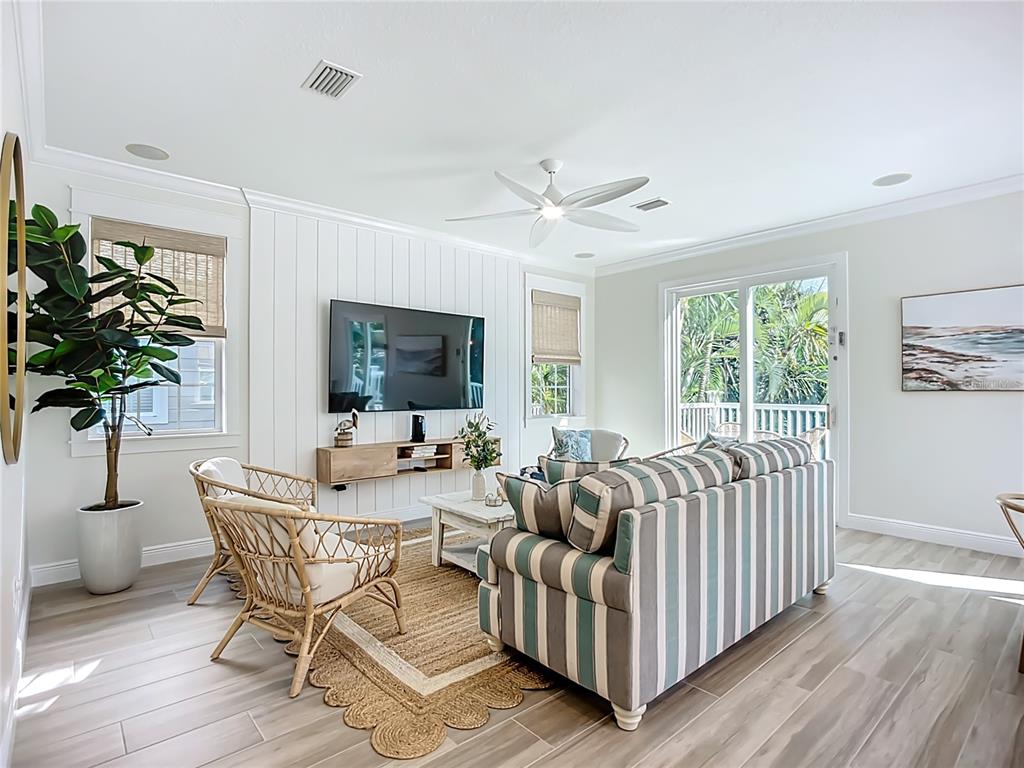 215 64th Street Holmes Beach, FL 34217 - Photo 18 of 73