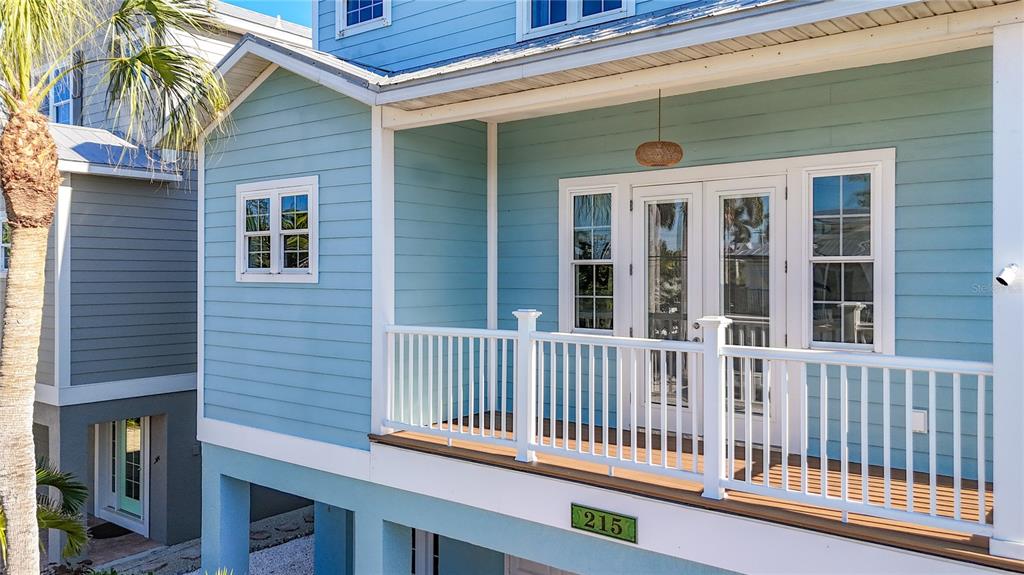 215 64th Street Holmes Beach, FL 34217 - Photo 5 of 73