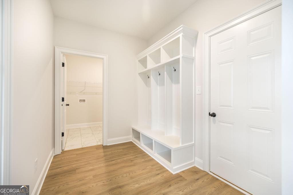409 Bella Notte Circle, Unit 1D Warner Robins, GA 31088 - Photo 12 of 34 a view of bathroom