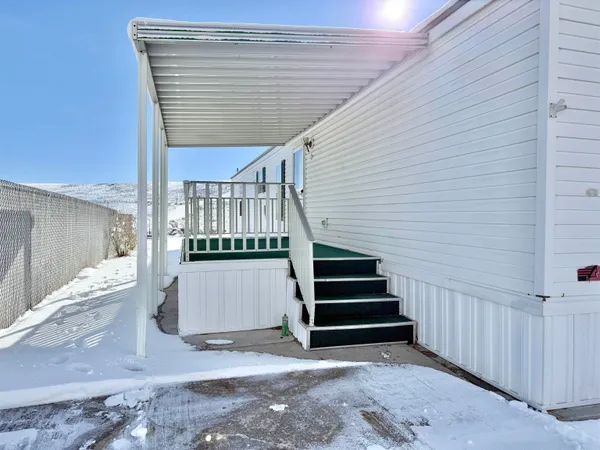 $119,000 | 70 Twin Creek Street, Diamondville, WY 83116