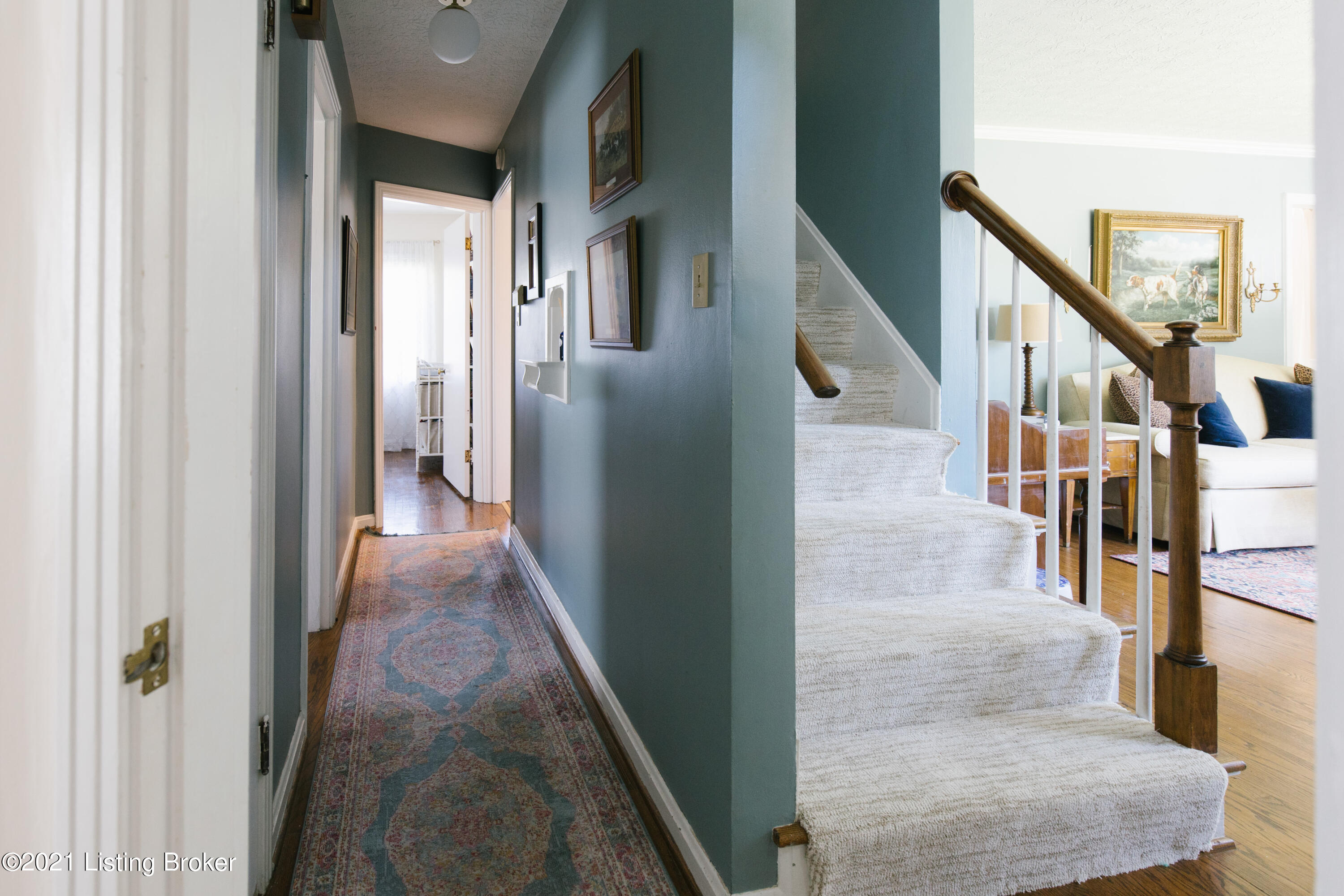 4420 Blenheim Road Louisville, KY 40207 - Photo 14 of 32 Hallway