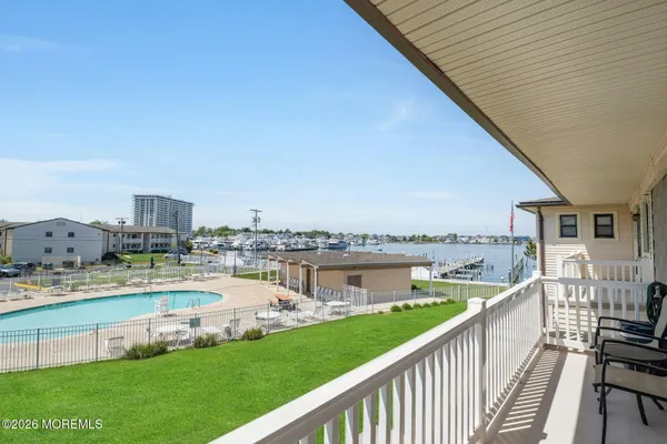 $539,000 | 110 Wharfside Drive, Monmouth Beach, NJ 07750