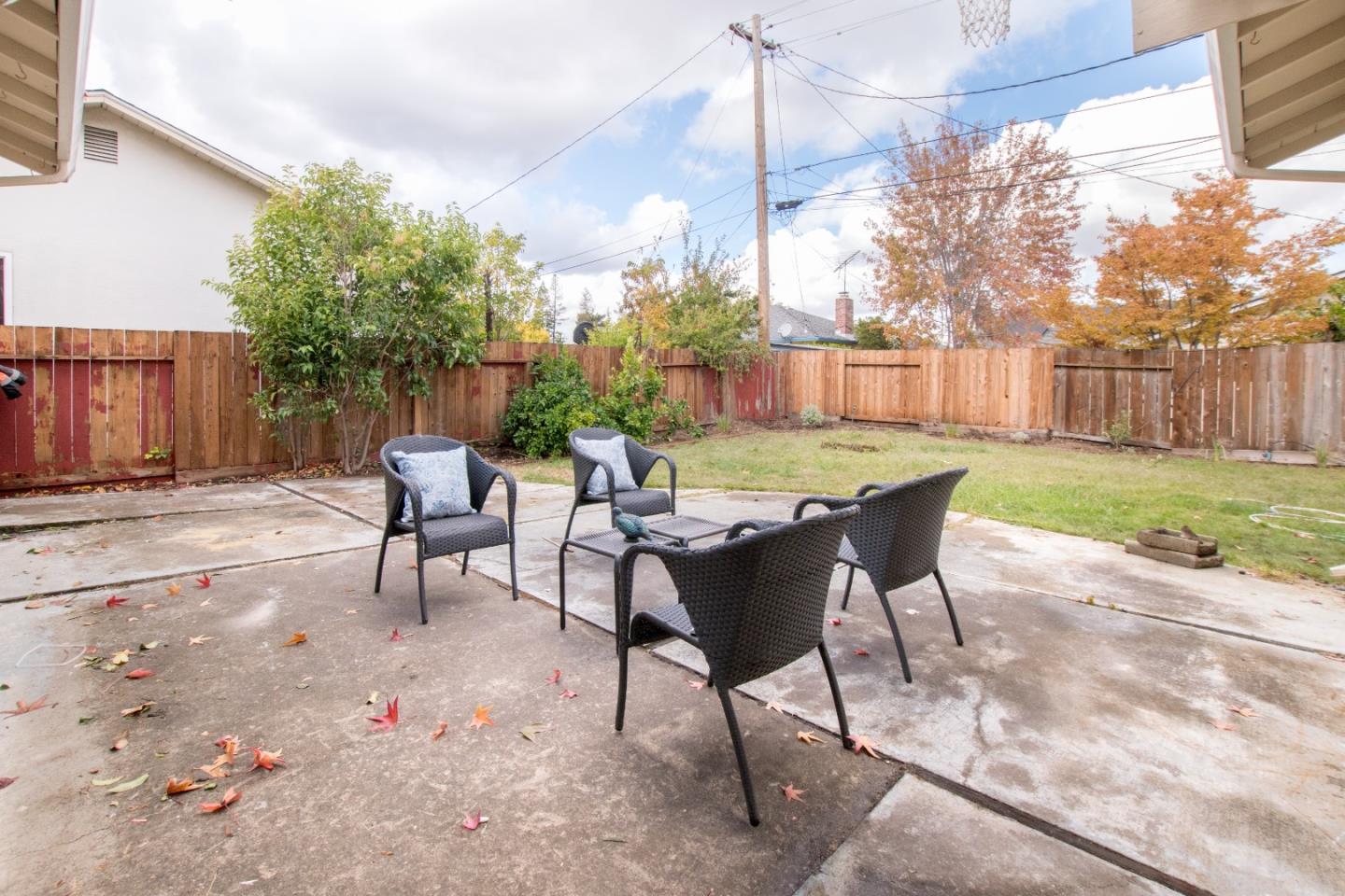 803 Inverness Way Sunnyvale, CA 94087 - Photo 22 of 24 Gallery Image 22