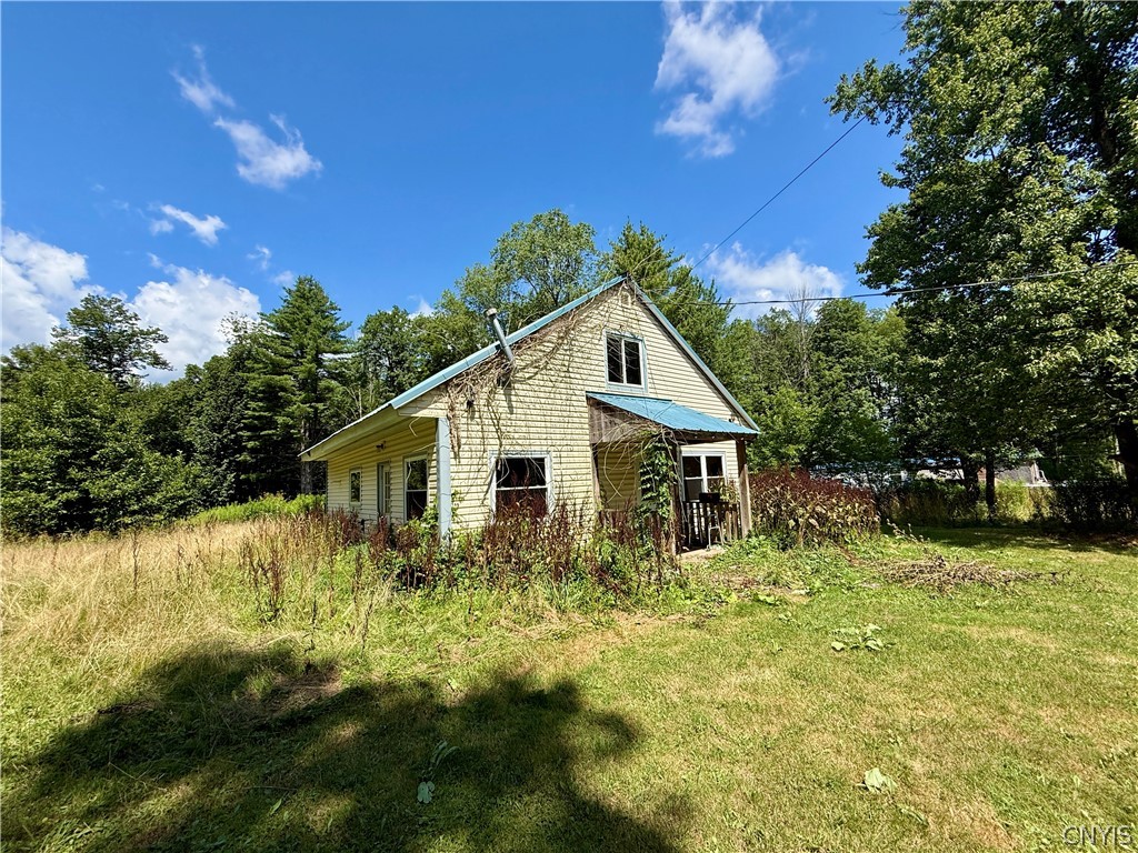 10587 Rowell Road Camden, NY 13316 - Photo 4 of 16 Gallery Image 4