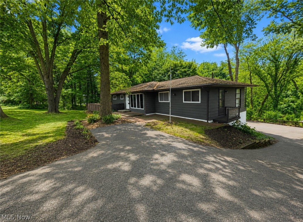 4328 Sunnybrook Road Kent, OH 44240 - Photo 2 of 41