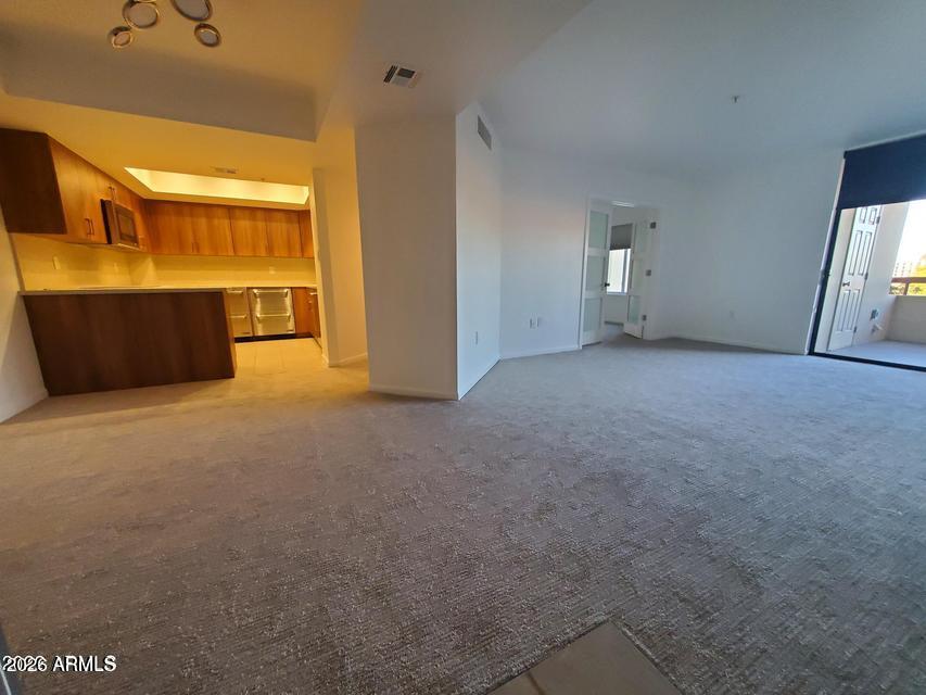 4200 North Miller Road, Unit 405 Scottsdale, AZ 85251 - Photo 8 of 12 LivingArea