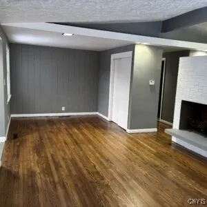 $299,900 | 13 Farview Circle, Camillus, NY 13031