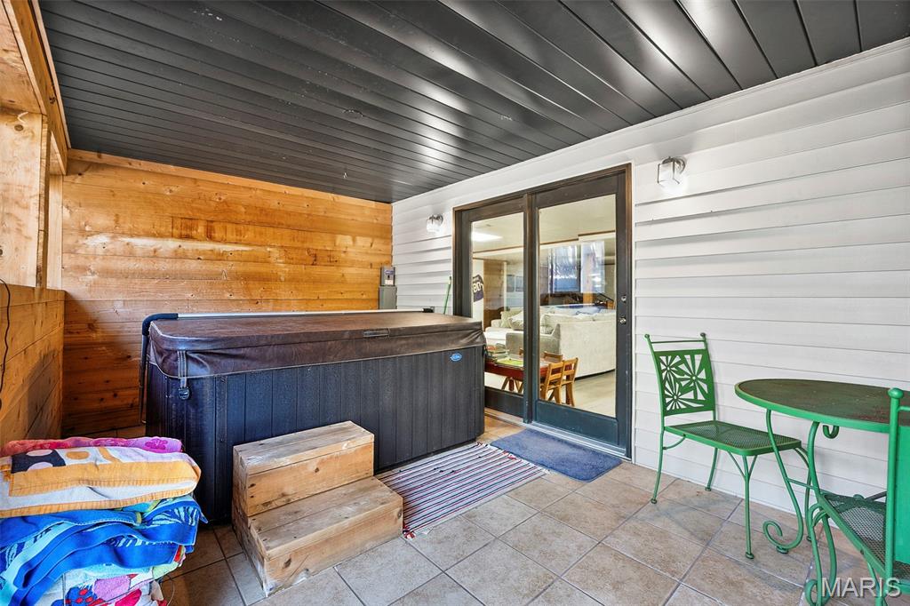 256 Ridge Top Circle Cape Girardeau, MO 63701 - Photo 34 of 46