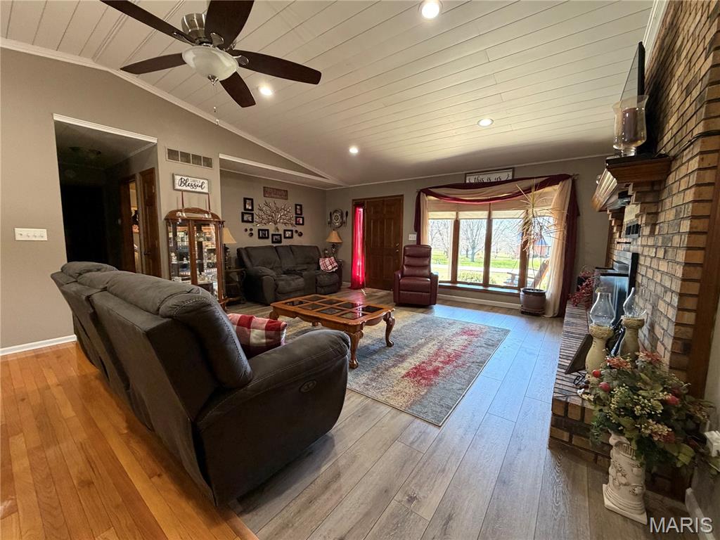 256 Ridge Top Circle Cape Girardeau, MO 63701 - Photo 6 of 46