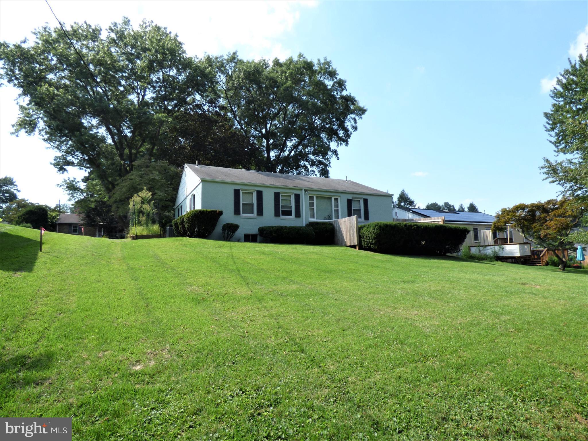 8033 Hammond Road Cheltenham, PA 19012 - Photo 31 of 38 Wide & Deep Rear Yard