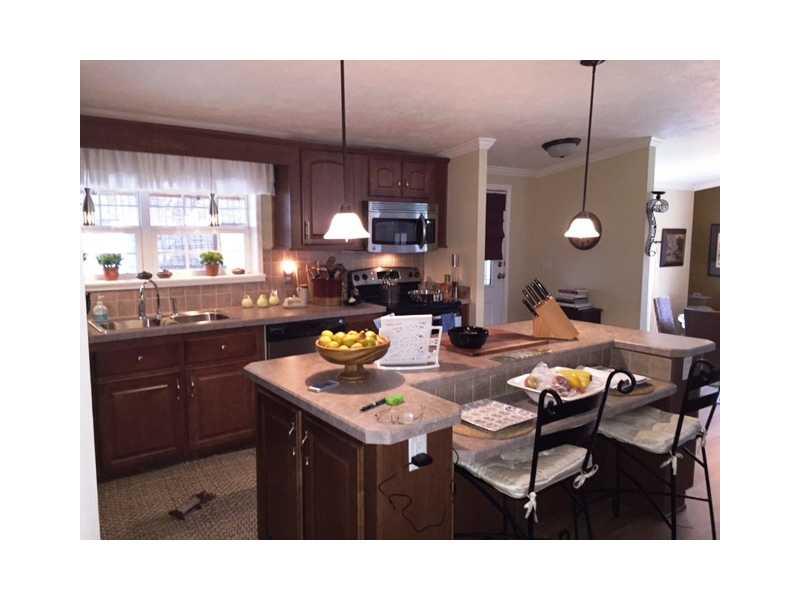 321 South Duffy Road Butler, PA 16001 - Photo 2 of 12 Kitchen.