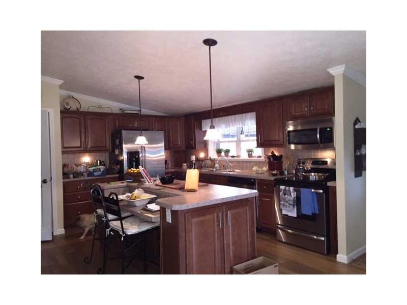 321 South Duffy Road Butler, PA 16001 - Photo 3 of 12 Kitchen.