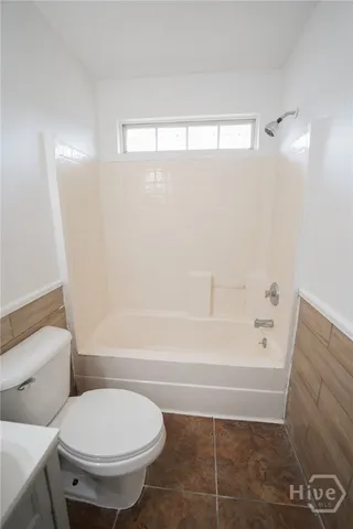 $2,300 | 108 Steven Street, Richmond Hill, GA 31324