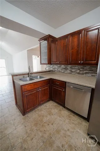 $2,300 | 108 Steven Street, Richmond Hill, GA 31324