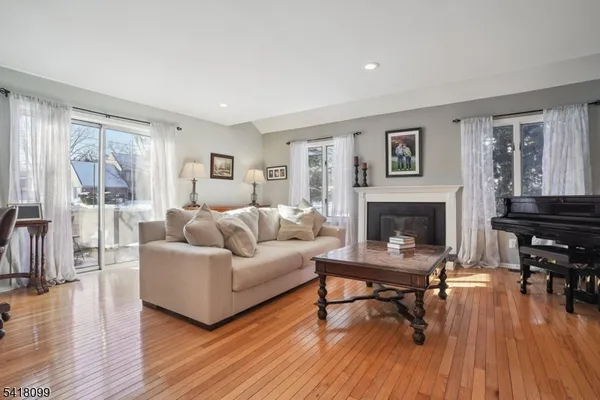 $829,000 | 77 Derby Court, Madison, NJ 07940