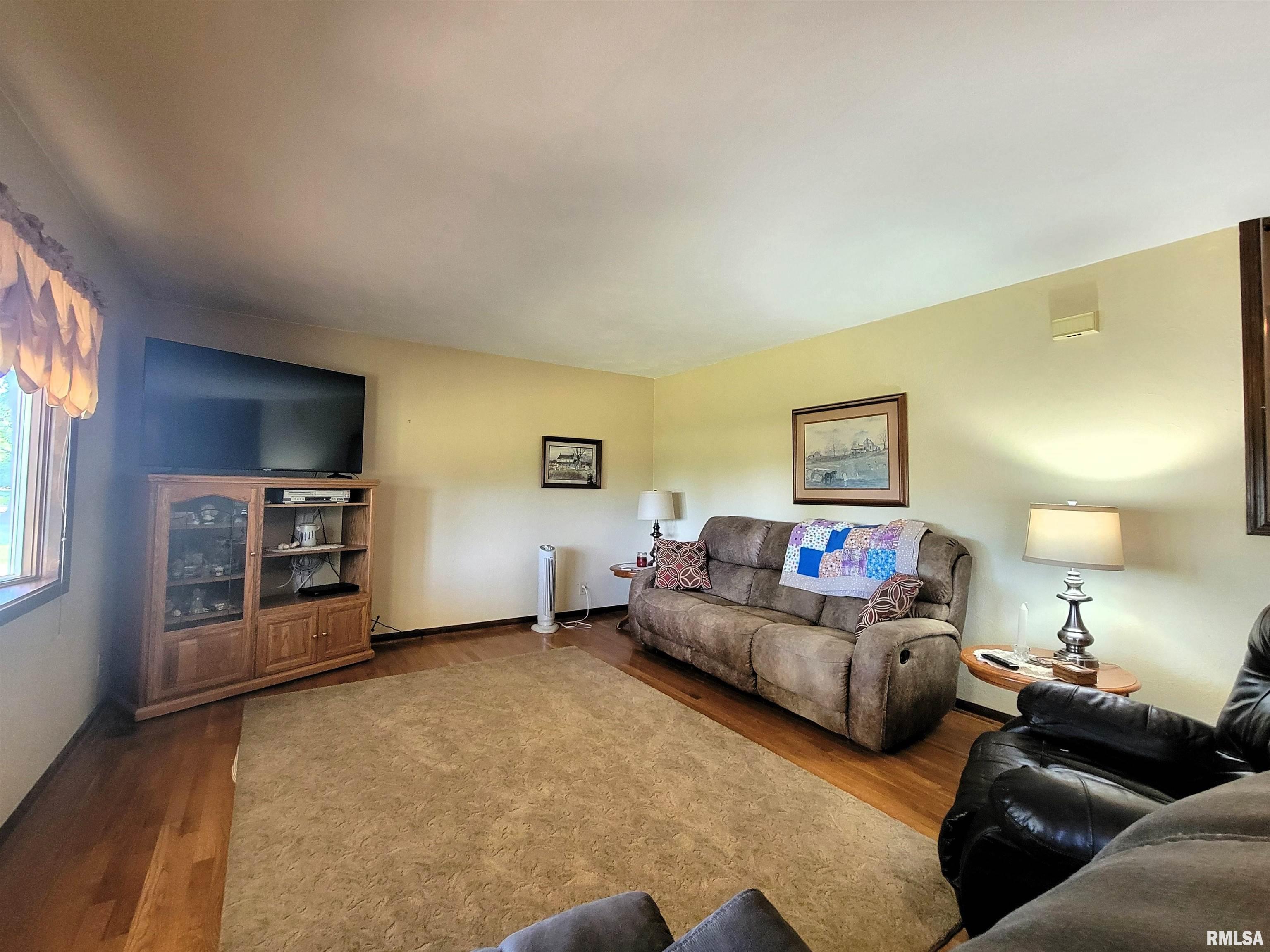 3716 Sheridan Road Pekin, IL 61554 - Photo 13 of 37 Gallery Image 13