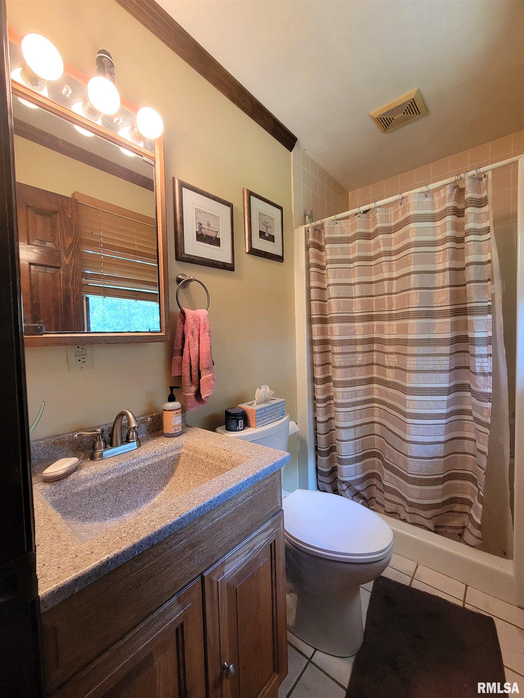 3716 Sheridan Road Pekin, IL 61554 - Photo 26 of 37 Gallery Image 26