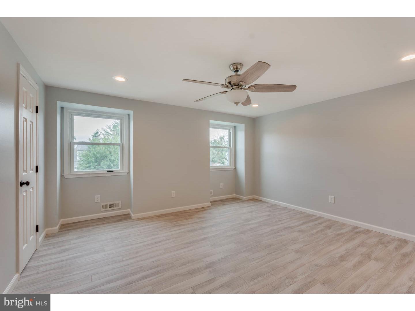 15 Candlestick Road Laurel Springs, NJ 08021 - Photo 11 of 25 Master Bedroom