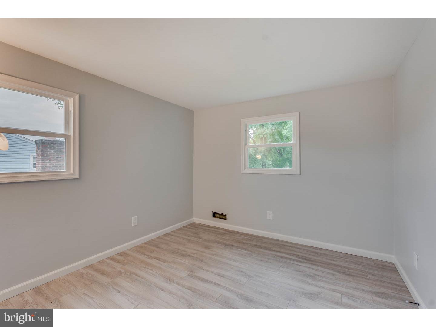 15 Candlestick Road Laurel Springs, NJ 08021 - Photo 17 of 25 Bedroom 3