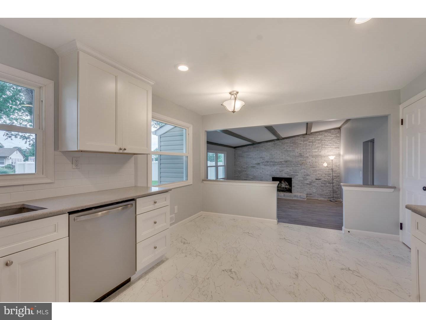 15 Candlestick Road Laurel Springs, NJ 08021 - Photo 3 of 25 Kitchen