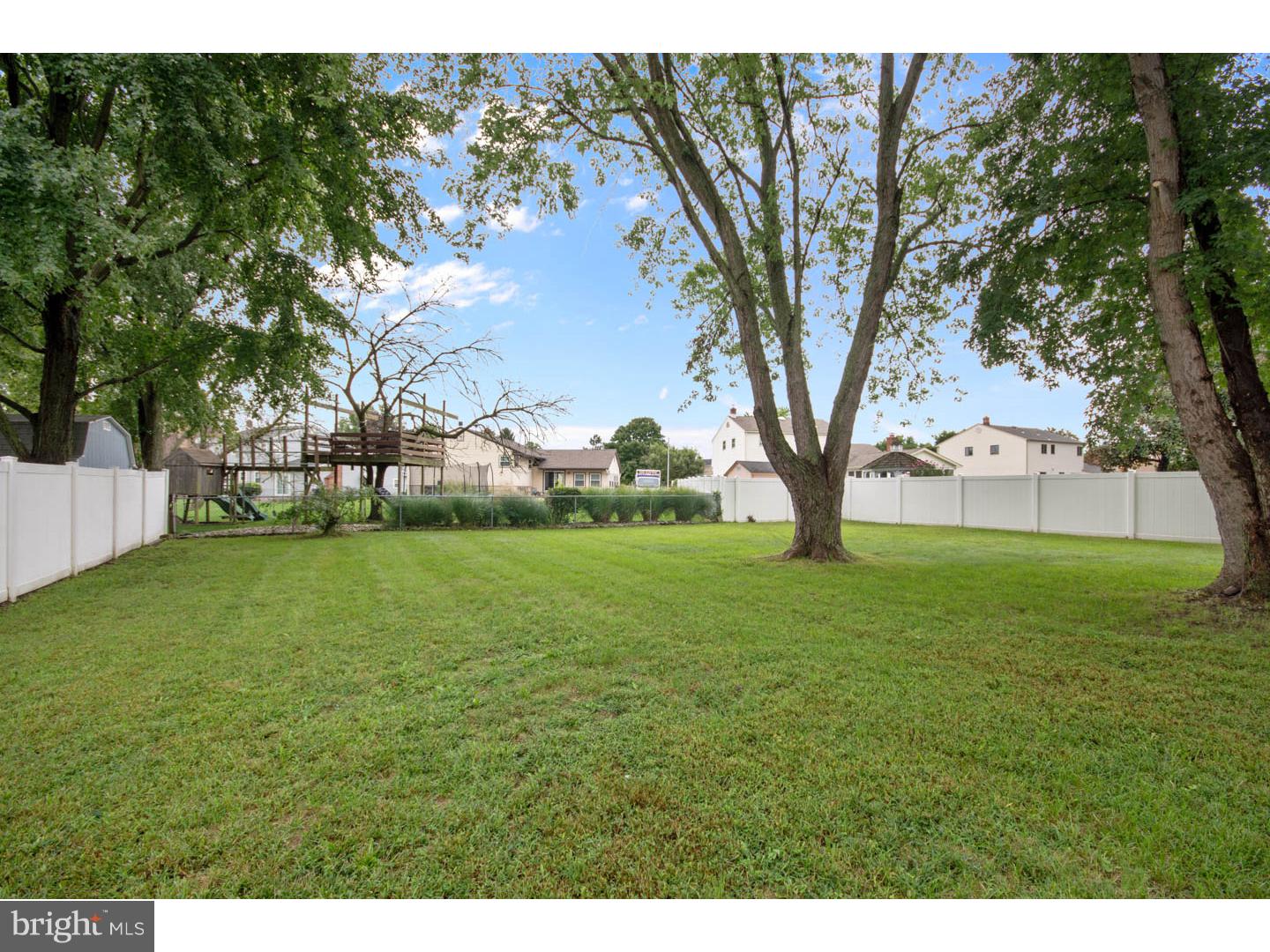 15 Candlestick Road Laurel Springs, NJ 08021 - Photo 22 of 25 Back Yard