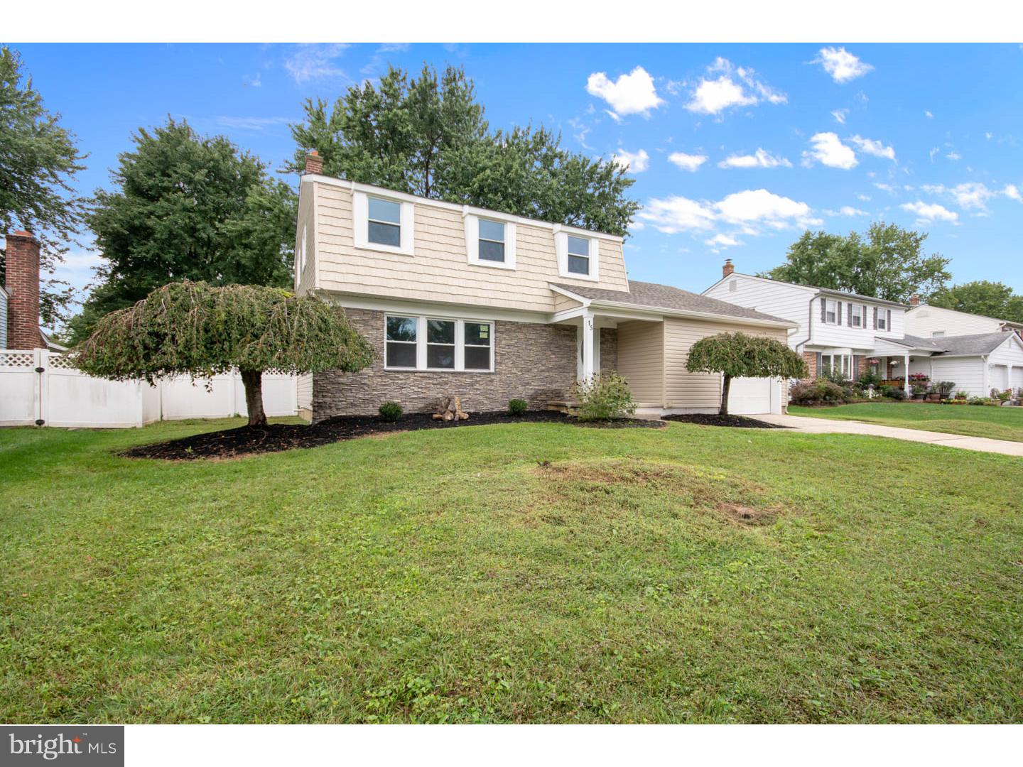 15 Candlestick Road Laurel Springs, NJ 08021 - Photo 24 of 25 Exterior Front