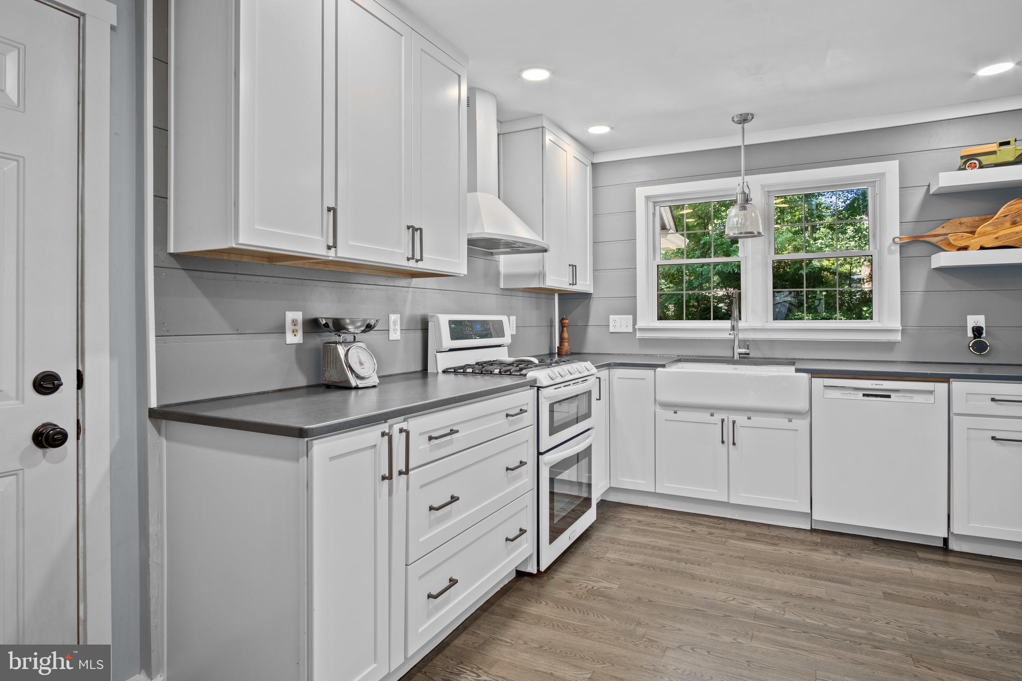 10079 Marshall Pond Road Burke, VA 22015 - Photo 20 of 55 Kitchen with farm sink