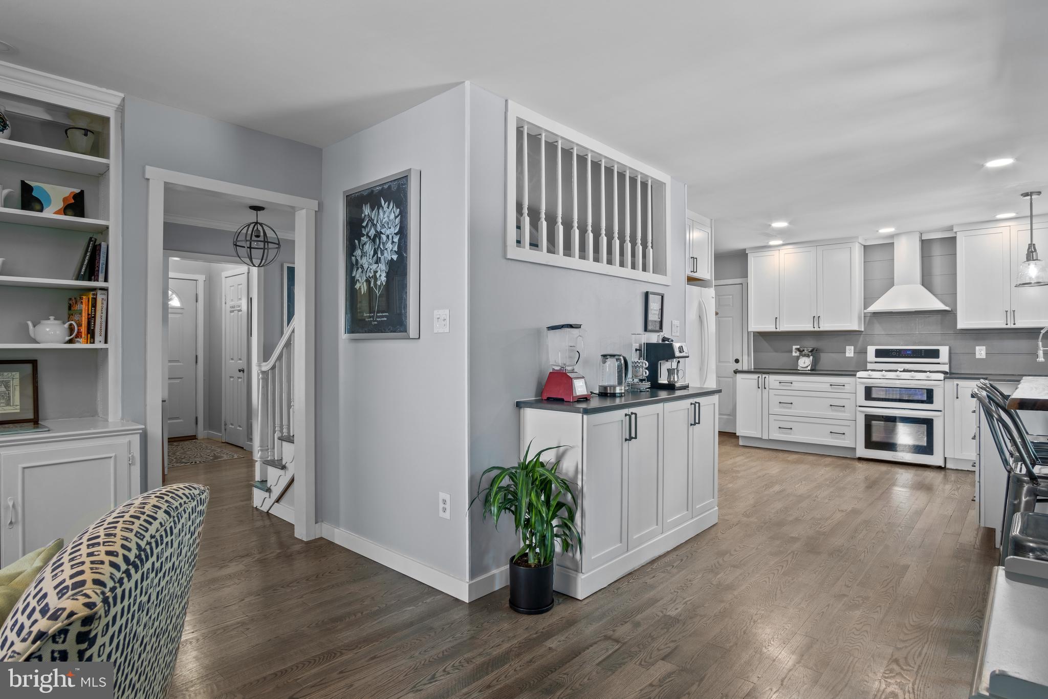 10079 Marshall Pond Road Burke, VA 22015 - Photo 36 of 55 Coffee bar in kitchen