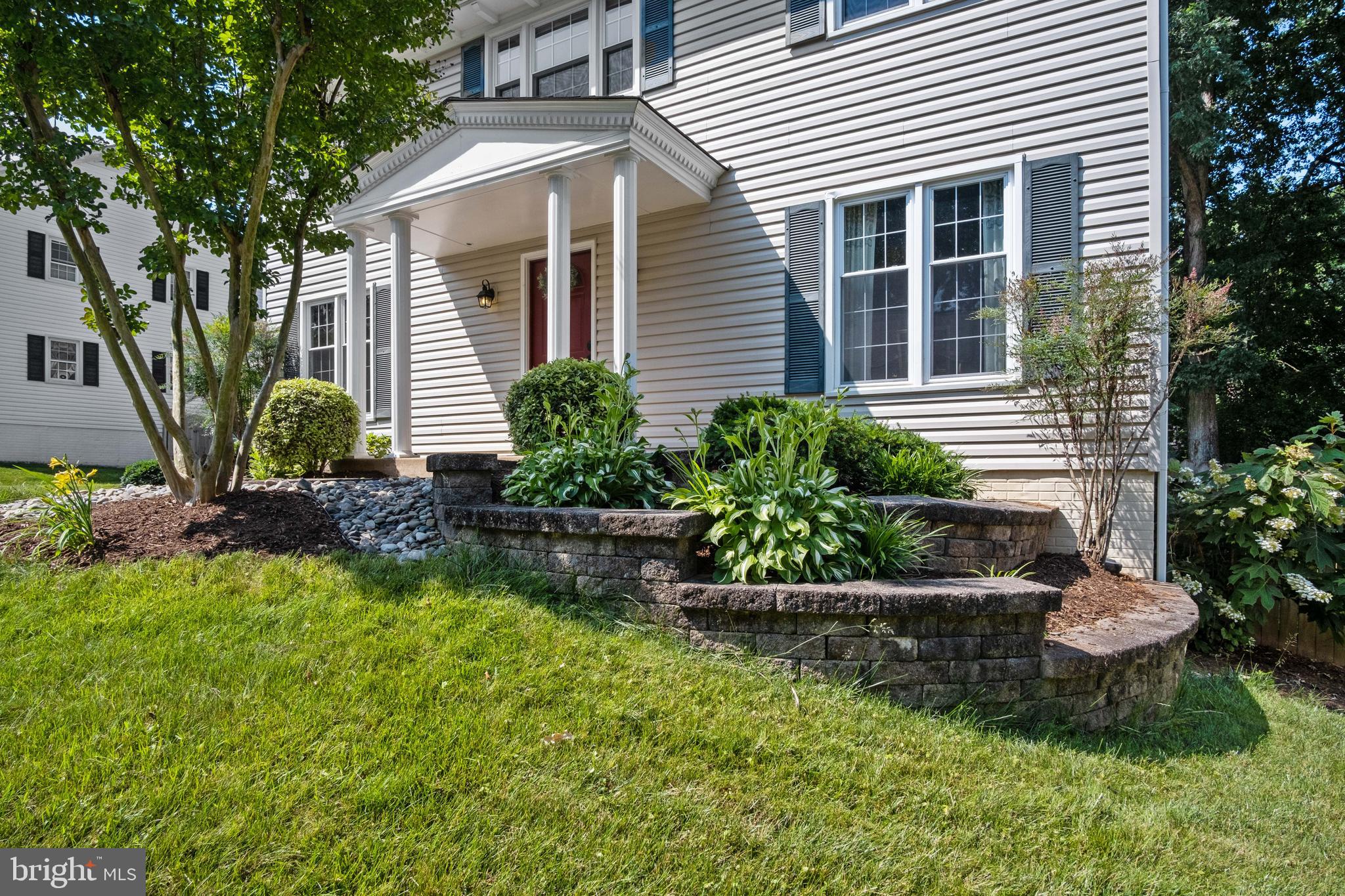 10079 Marshall Pond Road Burke, VA 22015 - Photo 54 of 55 Professionally landscaped